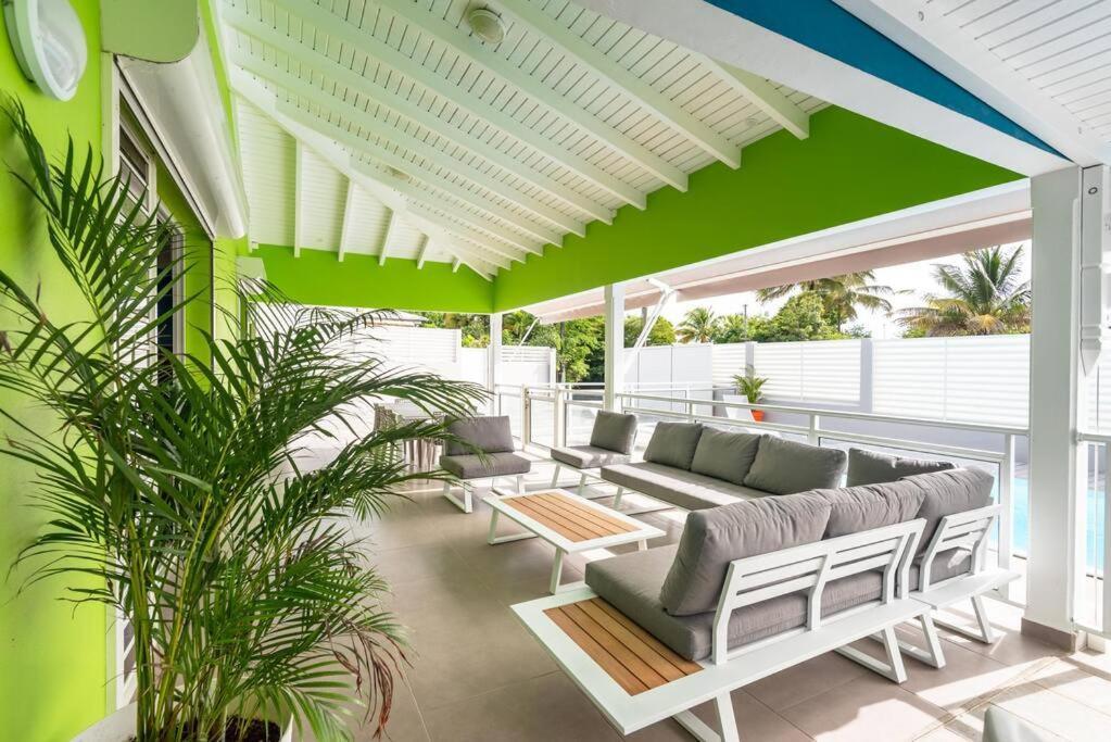 Villa De Standing Avec Piscine Au Gosier Ле-Гозье Экстерьер фото